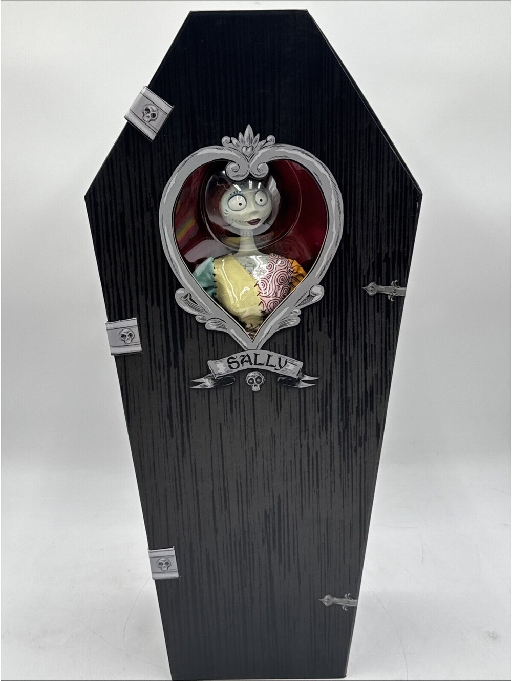 Disney Store LE 2000 Sally Collector Doll Nightmare Before Christmas In Coffin